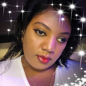 Meet your Posher, Simone